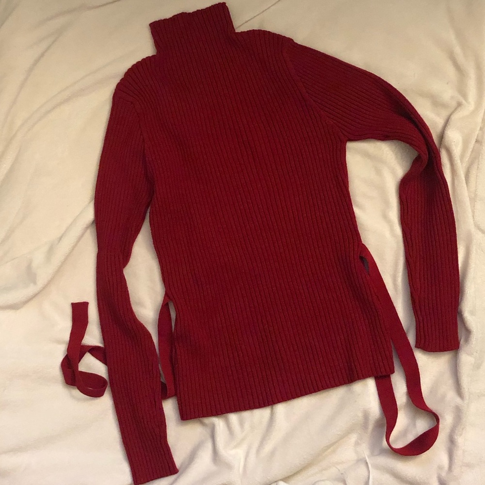 Ribbed turtleneck with tie detail